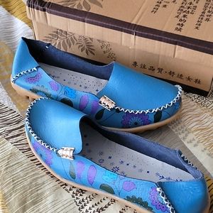 Ladies Leather Loafer